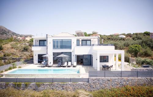 Plaka Villa | Luxury Villa Apeiro in Plaka