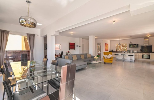 Chayofa Villa | Luxury Villa del Duque in Chayofa, dream location, private pool, sea views, golf