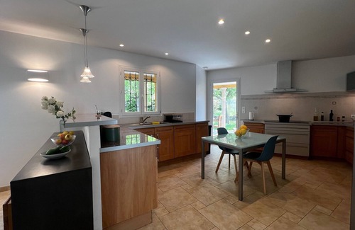 Draguignan Villa | Luxury Villa in Provence - private Pool, Garden, Olives trees- Sleeps 12