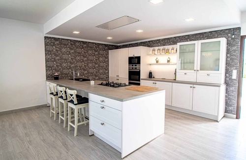 Marchena House | Luxury Villa in Seville Countryside. Villa M&J Holiday Home
