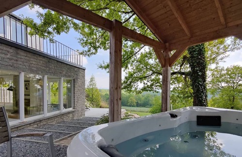 Septon House | Luxury Villa la Reine surrounded by nature near Durbuy
