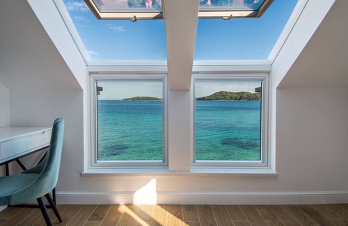 Prizba Villa | Luxury villa on the beach