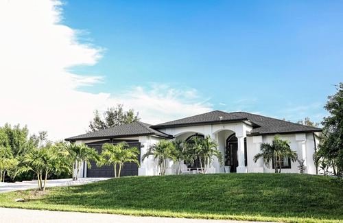 Englewood East Villa | Luxury Villa