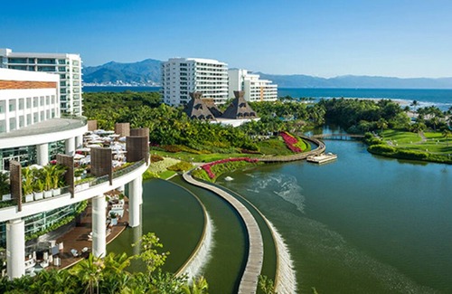 Bajio Apartment | Luxury Villa w/private pool, near PGA certified golf course