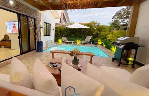 Juan Dolio Villa | Luxury Villa with Heated Private Pool near the Beach-Bars-Restaurants