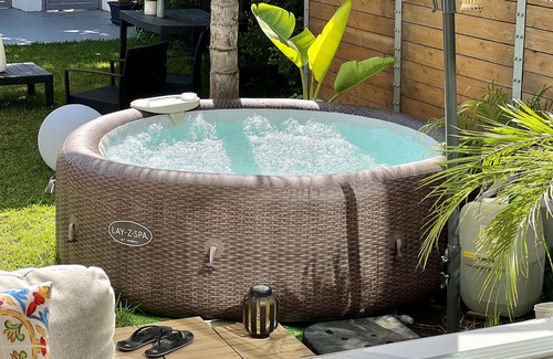Mondello Villa | Luxury villa with jacuzzi at few meters from the beach