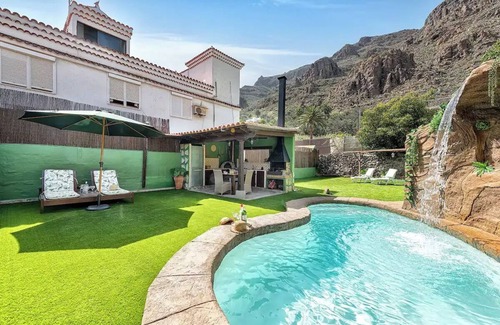 Aguimes House | Luxury Villa with waterfall and pool, Temisas town