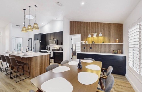 Melbourne House | Luxury waterfront home with private pool, hot tub, patio and WIFI