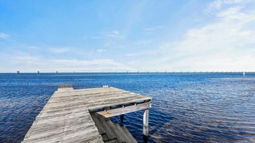 Rodanthe Villa | Luxury Waterfront Villa