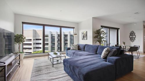 Home Park Apartment | Luxury West Midtown 2 bdrm