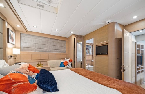 Downtown Wilmington Boat Rental | Luxury Yacht in Perfect Location - One of a Kind!