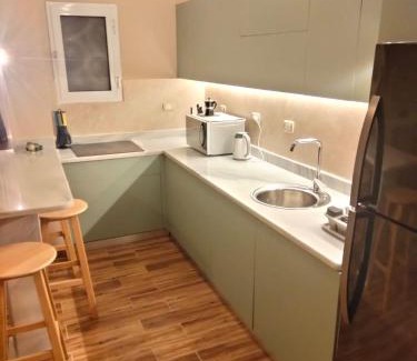 El Hadaba Apartment | LuxuryGetaway2/Brand New 2BR/Fully Furnished/Wi-Fi/Full Kitchen