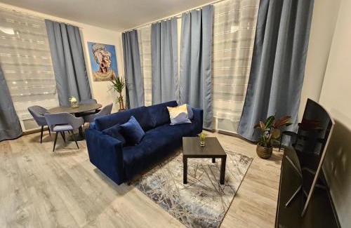 Hradec Kralove Apartment | Luxusní apartmán 3KK u náměstí - Klicperova