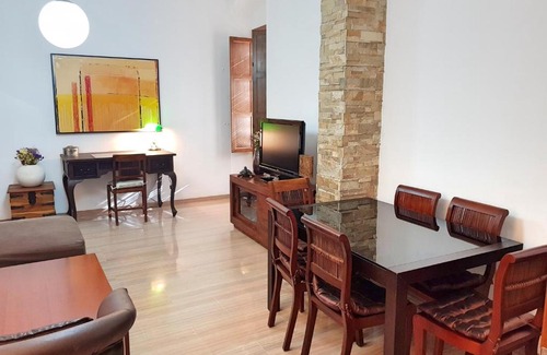 Cordoba Old City Apartment | Luz del Templo Romano