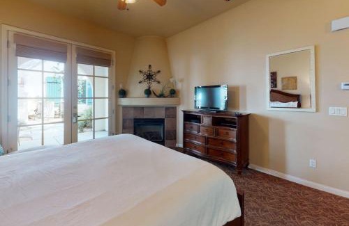 La Quinta Apartment | LV026 Secluded Downstairs Legacy Villas Studio