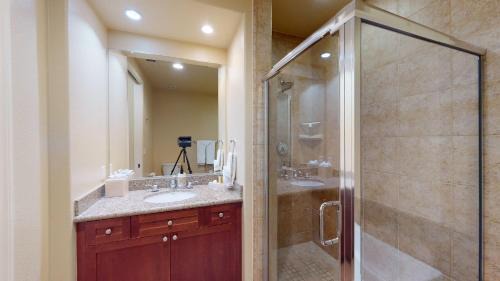 La Quinta Apartment | LV028 Private Downstairs Studio on Main Paseo