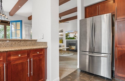 La Quinta Apartment | LV219 Delightful Upstairs 2 Bedroom Legacy Villa