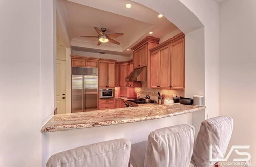 Downtown Fort Lauderdale House | LVS Villa Alba- Walk2LasOlas, HeatedPool, RoofTopTerrace