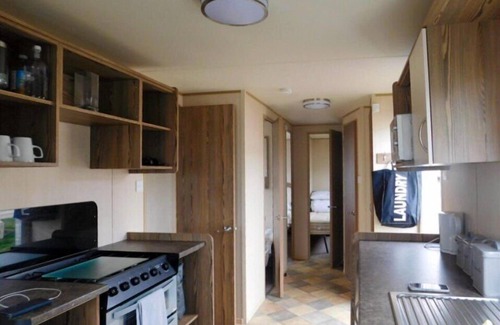 Weymouth Cabin | Lynch Lane Lodge - Relax in Weymouth