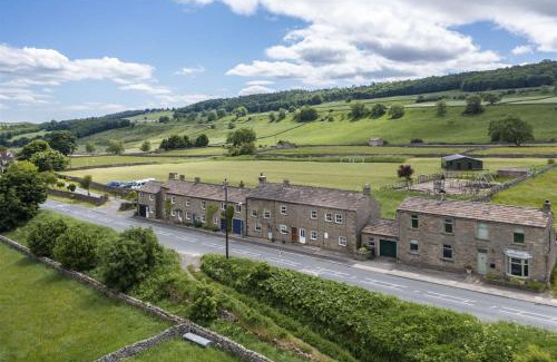 West Witton House | Lyncot
