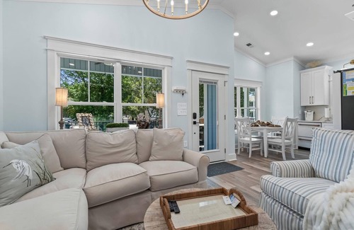 Myrtle Beach House | Lynes Den 3 bdrm 2 bath gorgeous home professionally decorated