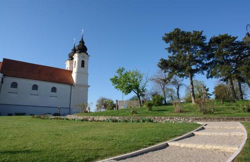 Tihany Apartment | Mézes-Kuckó