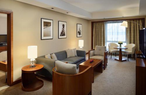 Bur Dubai Hotel | Mövenpick Hotel & Apartments Bur Dubai