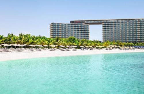 Ras Al Khaimah Resort | Mövenpick Resort Al Marjan Island