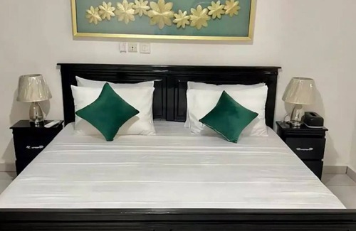 Abidjan Apartment | M & M Penthouse 2 Bedrooms Salon Villa Complete