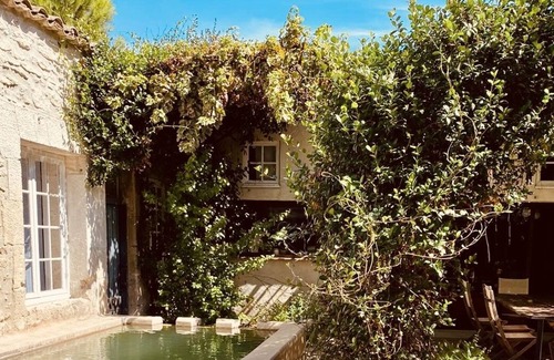 St.-Remy-de-Provence Bed & Breakfast | M&S Bed and Breakfast