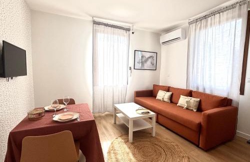 Ambilly Apartment | M115 Marquer charmant T2 avec Parking, aux portes de la douane de Moillesulaz