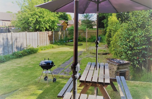 Walsall House | M6 J10 - Home from Home