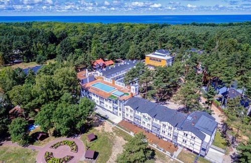 Poddabie House | Mały Dąbek I Dom z dostępem do basenu wewnętrznego, zewnętrznego, brodzików dla dzieci, sali zabaw oraz animacji