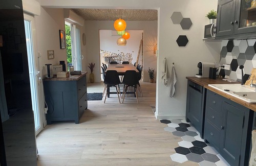 Vallon-Pont-d'Arc House | Ma Nine cocooning renovated house on very large plot facing vineyards