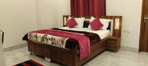 Mayapur Hotel | Maa Tara Homestay