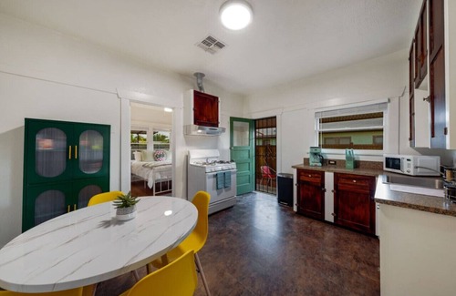 Feldman's Apartment | Mabel Unit #1 (Mike Morgan)