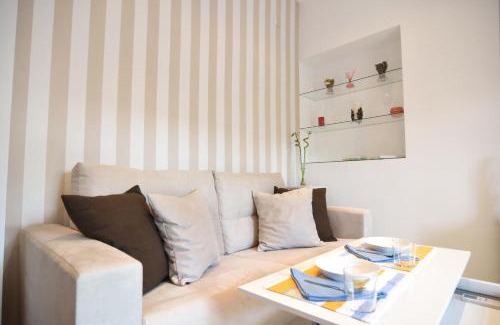 Doctor Barraquer-Grupo Renfe-Policlinico Apartment | Macarena Home