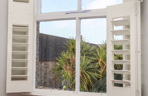 Chysauster Cottage | MACKEREL SKY, pet friendly, character holiday cottage in Penzance
