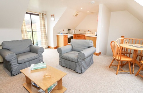 Killichonan Cottage | MACKINTOSH, pet friendly in Kinloch Rannoch