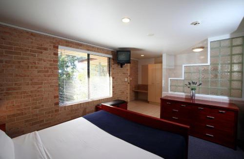 Port Macquarie Hotel | Macquarie Barracks Motor Inn