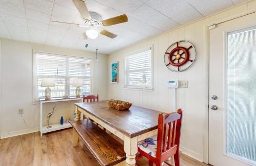 Dauphin Island House | Macs Fish Camp