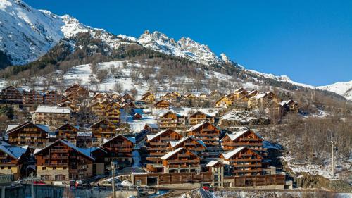 Vaujany Apartment | Madame Vacances La Cascade