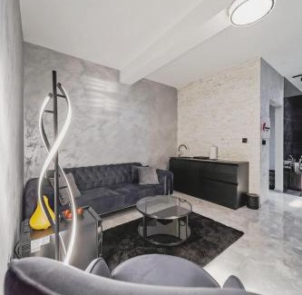 Zvezdara Apartment | Mademoiselle Spa Apartment
