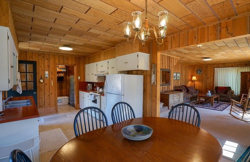Cameron Cabin | Madison River Fishing Cabin