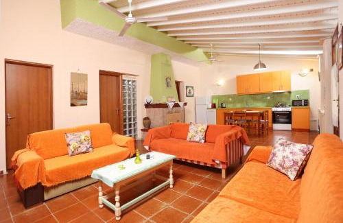 Nea Skioni House | Madlen Apartments