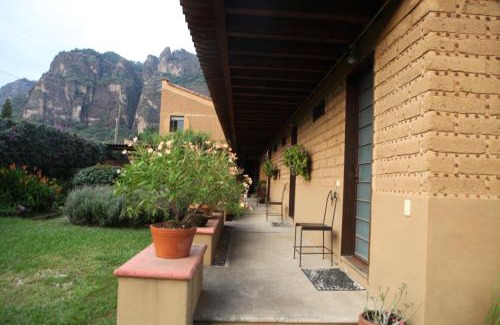 Valle de Atongo Bed & Breakfast | Madre Tierra B&B