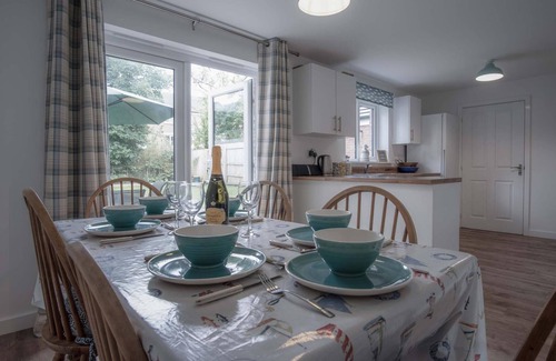 Narberth House | Maes Yr Odyn - 4 Bedroom Holiday Home - Narberth