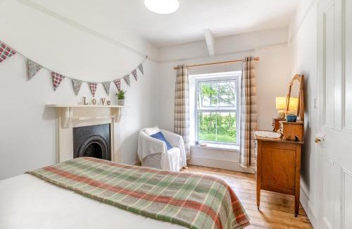 Pentregat House | Maesybryn
