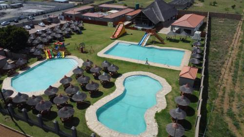 Madibeng Resort | Mafu Island Resort