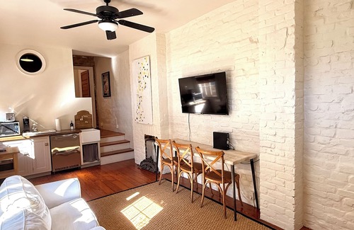 Lower Garden District Bed & Breakfast | Magazine Street Retreat